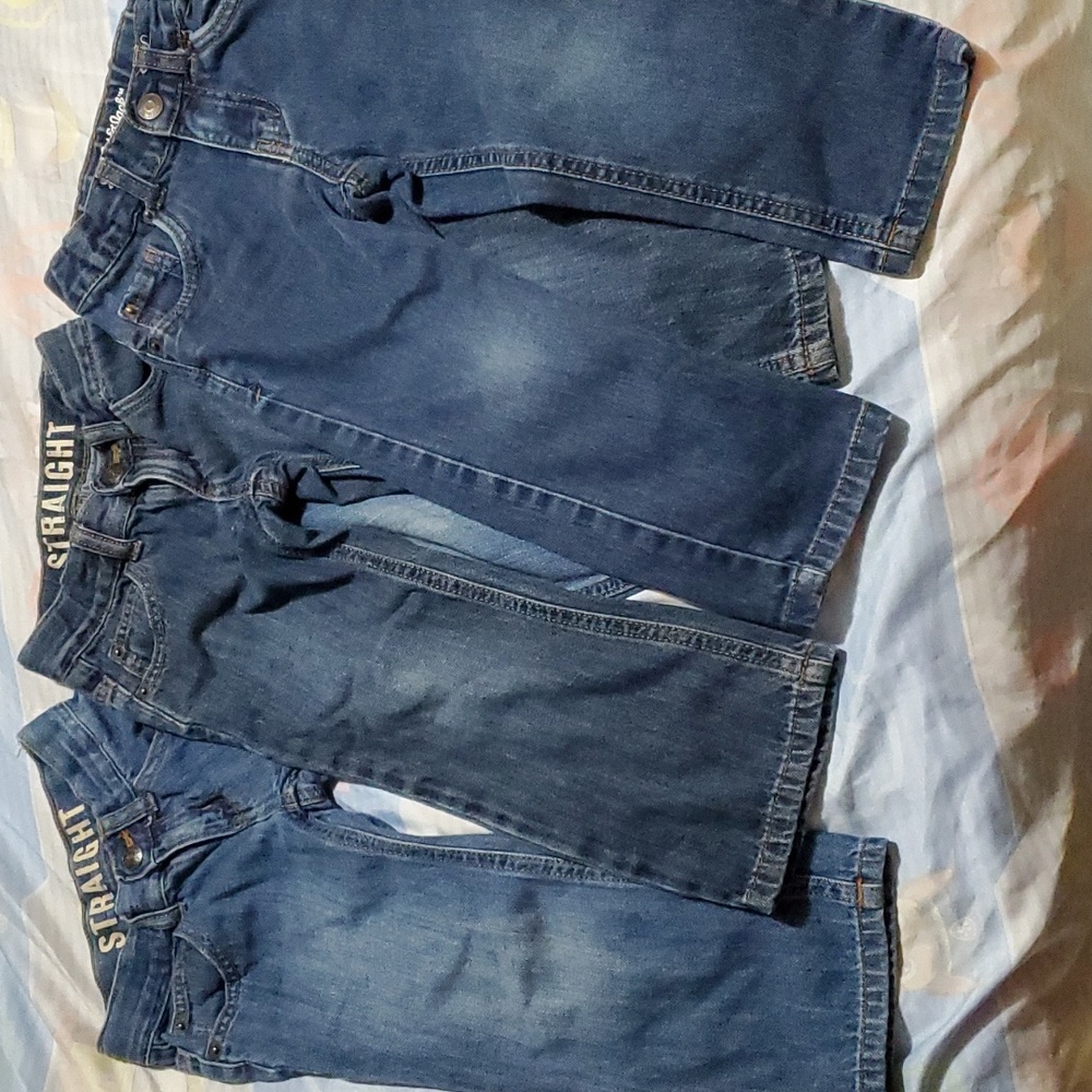 Straight cut 3T blue jeans